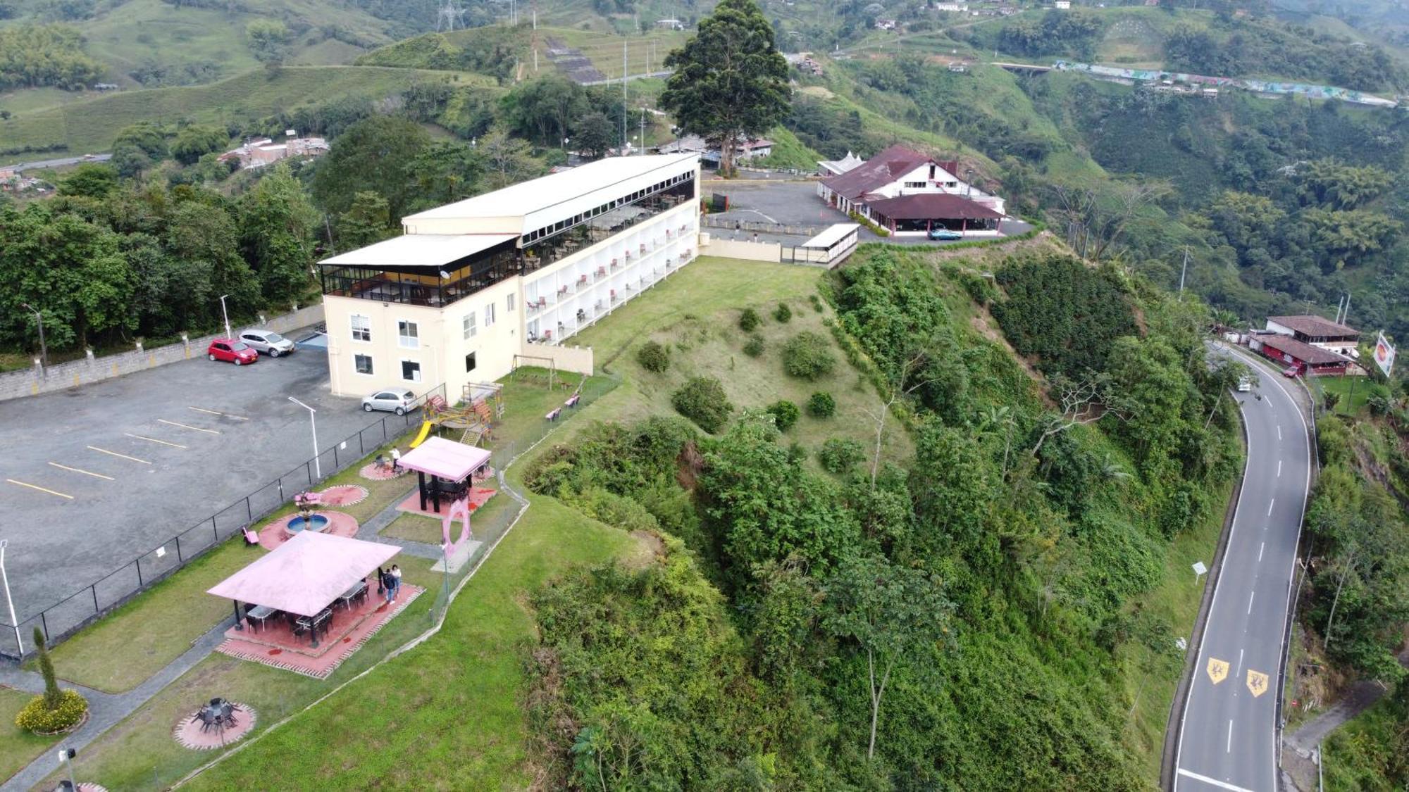Hotel Entre Lomas Santa Rosa de Cabal Eksteriør bilde